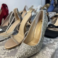 احذية • كل القياسات • توصيل مجاني