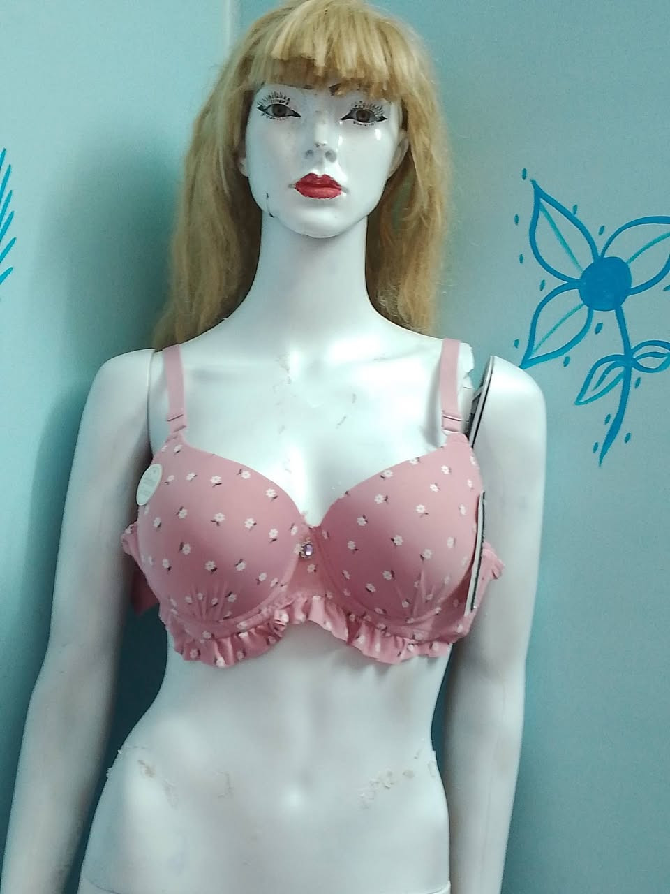 وفرت ايضا ستيانات دبل سفنج اصلي
بهاي الالوان ومتوفر جميع القياسات 
للحجز المراسله خاص
يوجد توصيل داخل مجمع بسمايه مجاني


**إذا كنت صاحب هذا الإعلان وتريد حذفه لأي سبب، رجاءا أرسل رسالة إلى الدعم الفني**