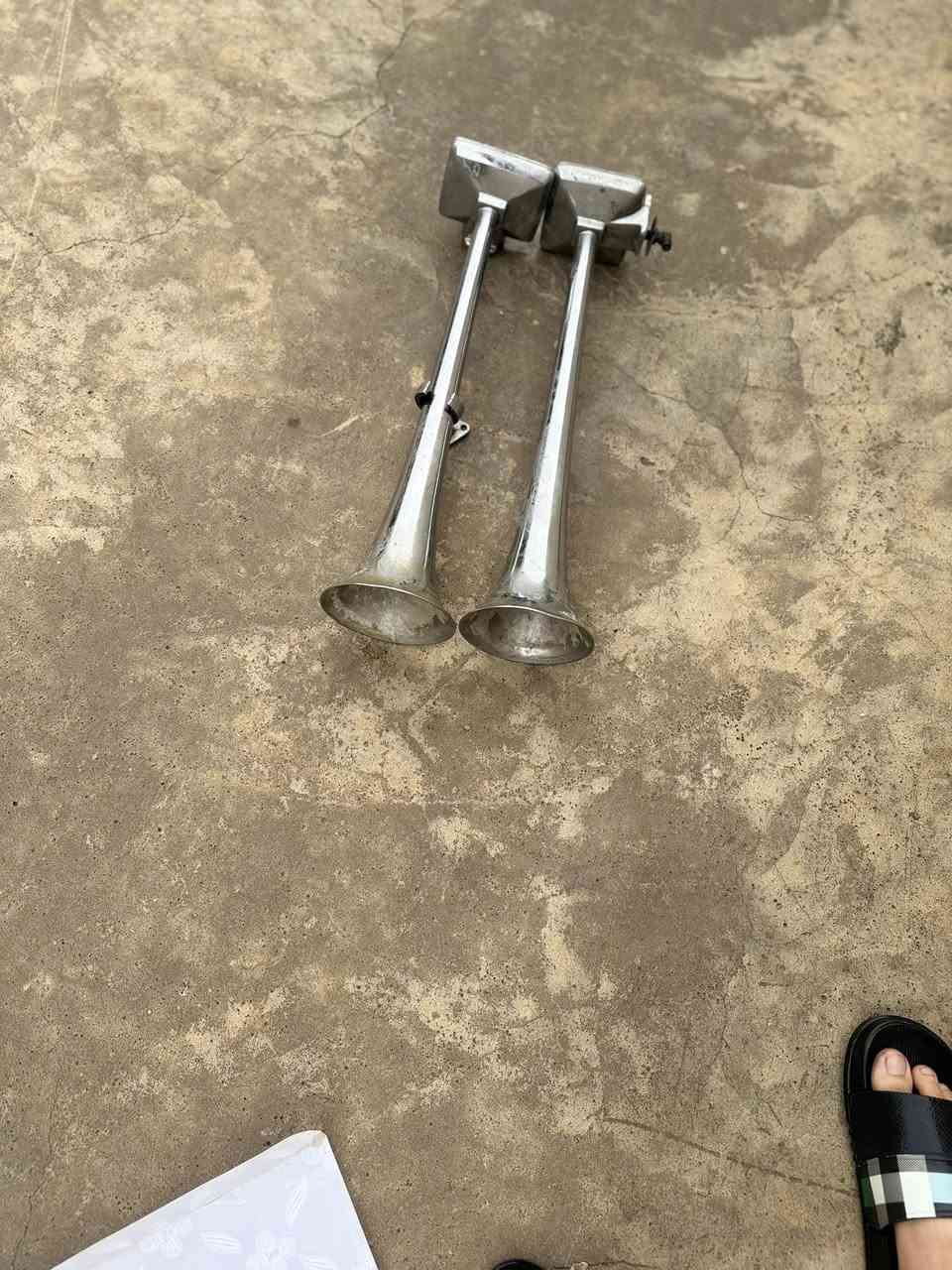 سلام عليكم هذن زوج هورنات بدون تاروسه  
جان مضمومات  قيم بل يرضا بي الله


**إذا كنت صاحب هذا الإعلان وتريد حذفه لأي سبب، رجاءا أرسل رسالة إلى الدعم الفني**