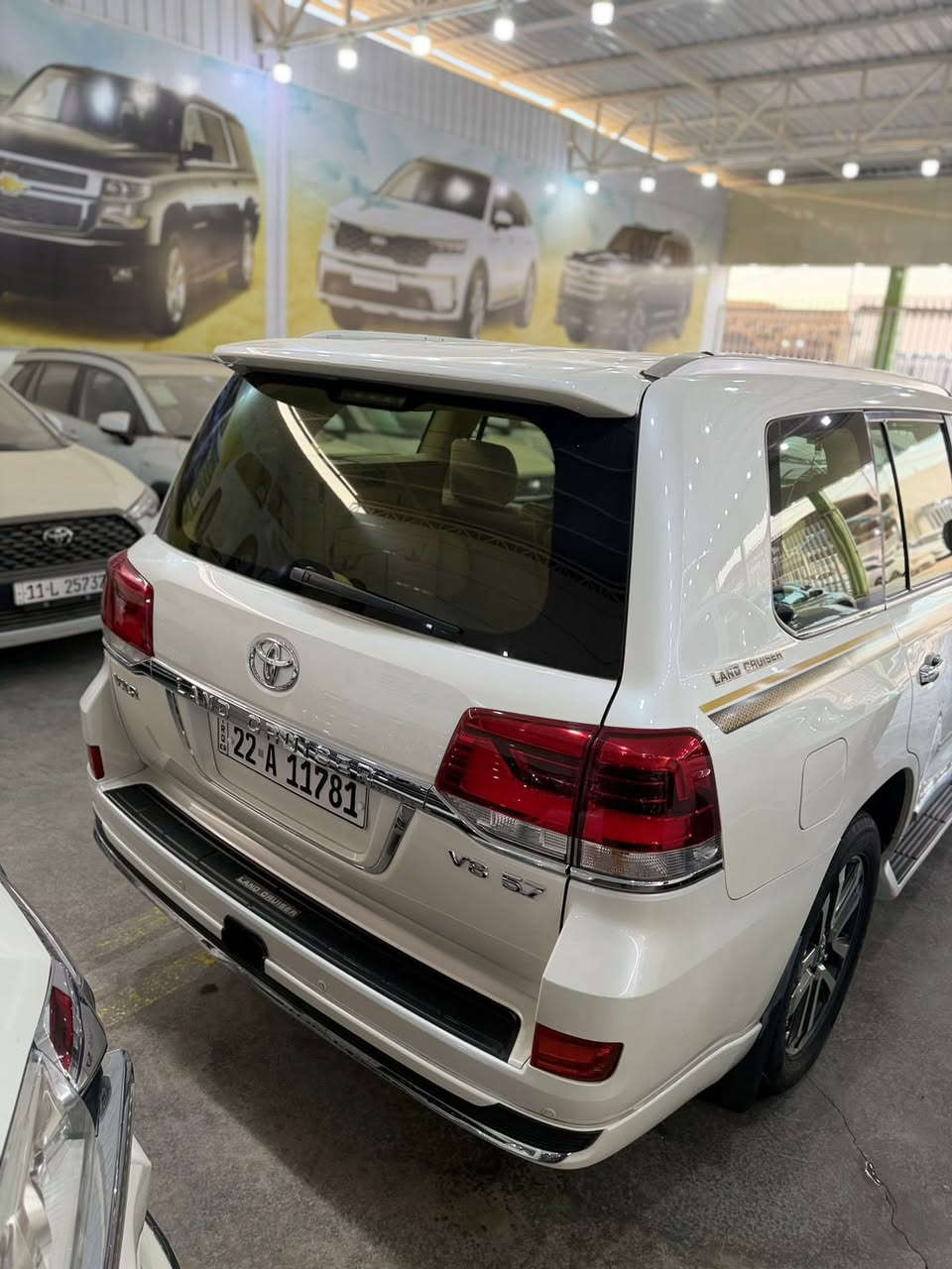 السلام عليكم
لاند كروز 2016للبيع
VXR V8 5.7
***********
***********
