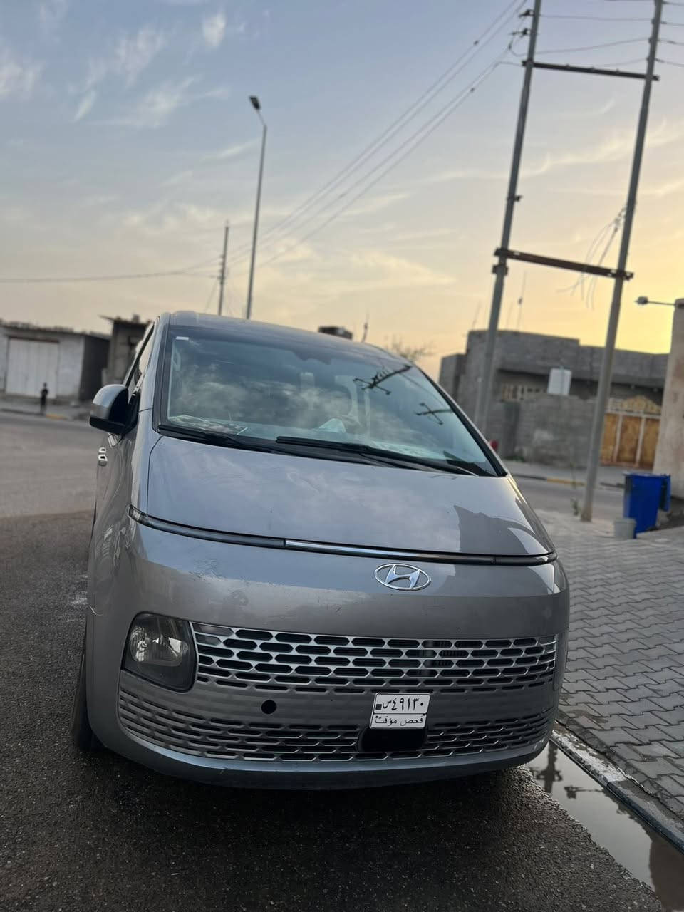 ستاريه للبيع موديل 2025 بيها ضربه خفيفه كدام مال كوريه بيها ارقام جاي اكمل بالمرور صقطتلها سياره رقم  بصره 
سياره فول مواصفات  اصل مشترك فان  
سياقه ذاتيه 
رادارات امامي وخلفي   11 راكب وشاشه معه كار بلي
مرايات تنبيه 
تشغيل عن بعد 
كامرات وره وكدام 
منضومه تبريد كامله جديده 

مكان بصره *********** 
185وبيها مجال للشراي
