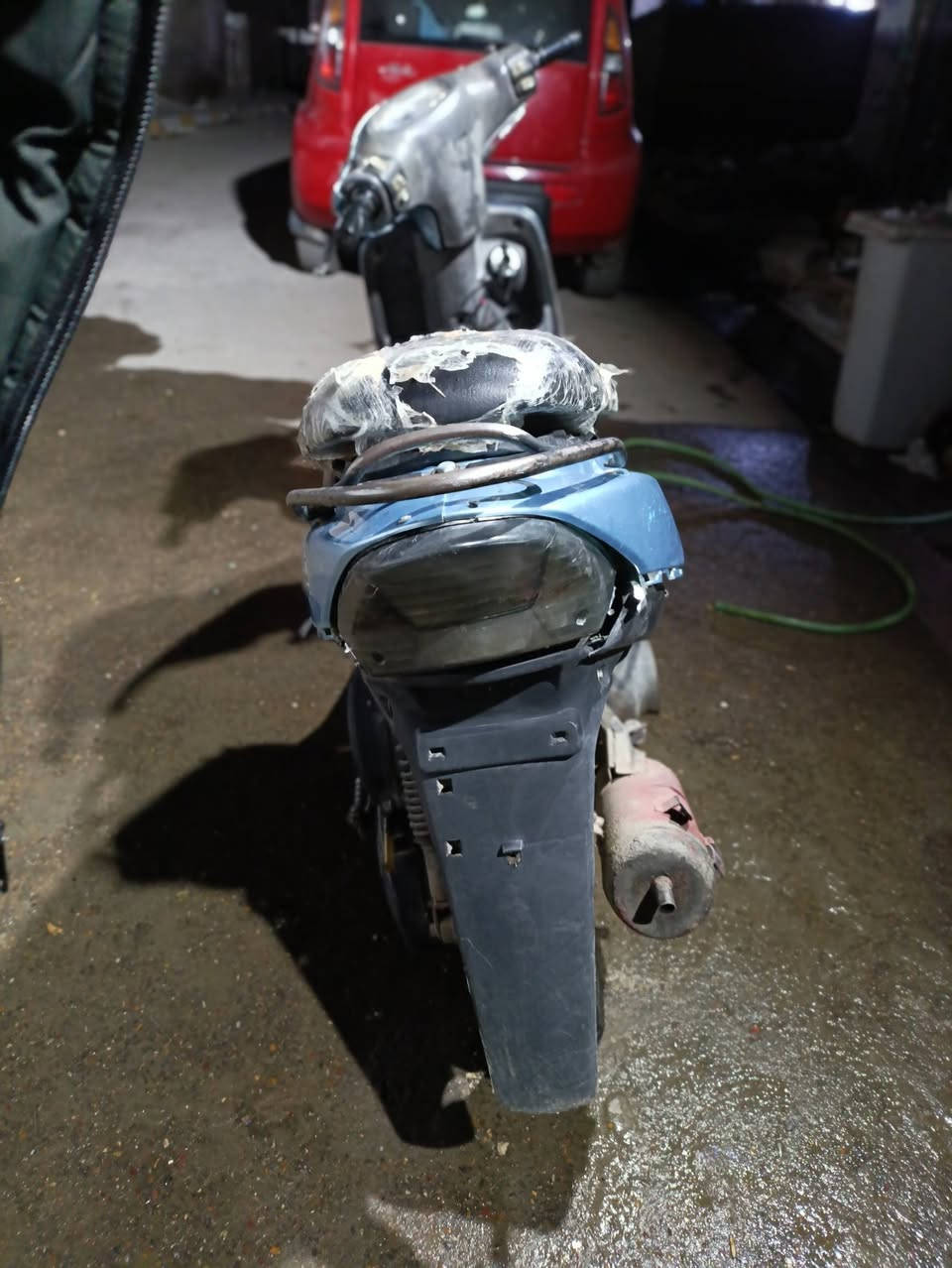 سلام عليكم 
ماكس منغولي 
صلنصه رياضيFM ملاحضه صوره قديمه
تاير خلفي جديد 
درجة محركه لاطش
مكاني بغداد الحسينيه سعر 150 و بيه مجال 
*********** وتساب
