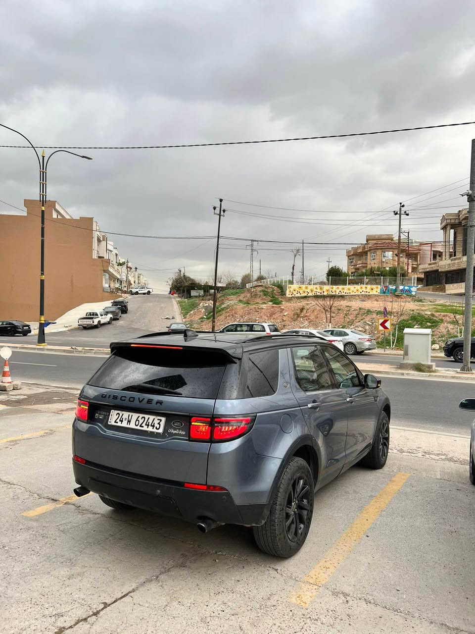 Land Rover Discover 2018
بس بولند صبغ 
بدون دواخل
فول مواصفات بس بدون فتحة
واحد علي واحد 
سيارة نضيف جدن
63ml ماشية
مرقم جاهز
تحويل وكالة شرط
سعر 145$ مجال
مكان سيارة دهوك
0️⃣7️⃣5️⃣0️⃣4️⃣0️⃣3️⃣3️⃣9️⃣4️⃣8️⃣ دهوك, العراق


**إذا كنت صاحب هذا الإعلان وتريد حذفه لأي سبب، رجاءا أرسل رسالة إلى الدعم الفني**