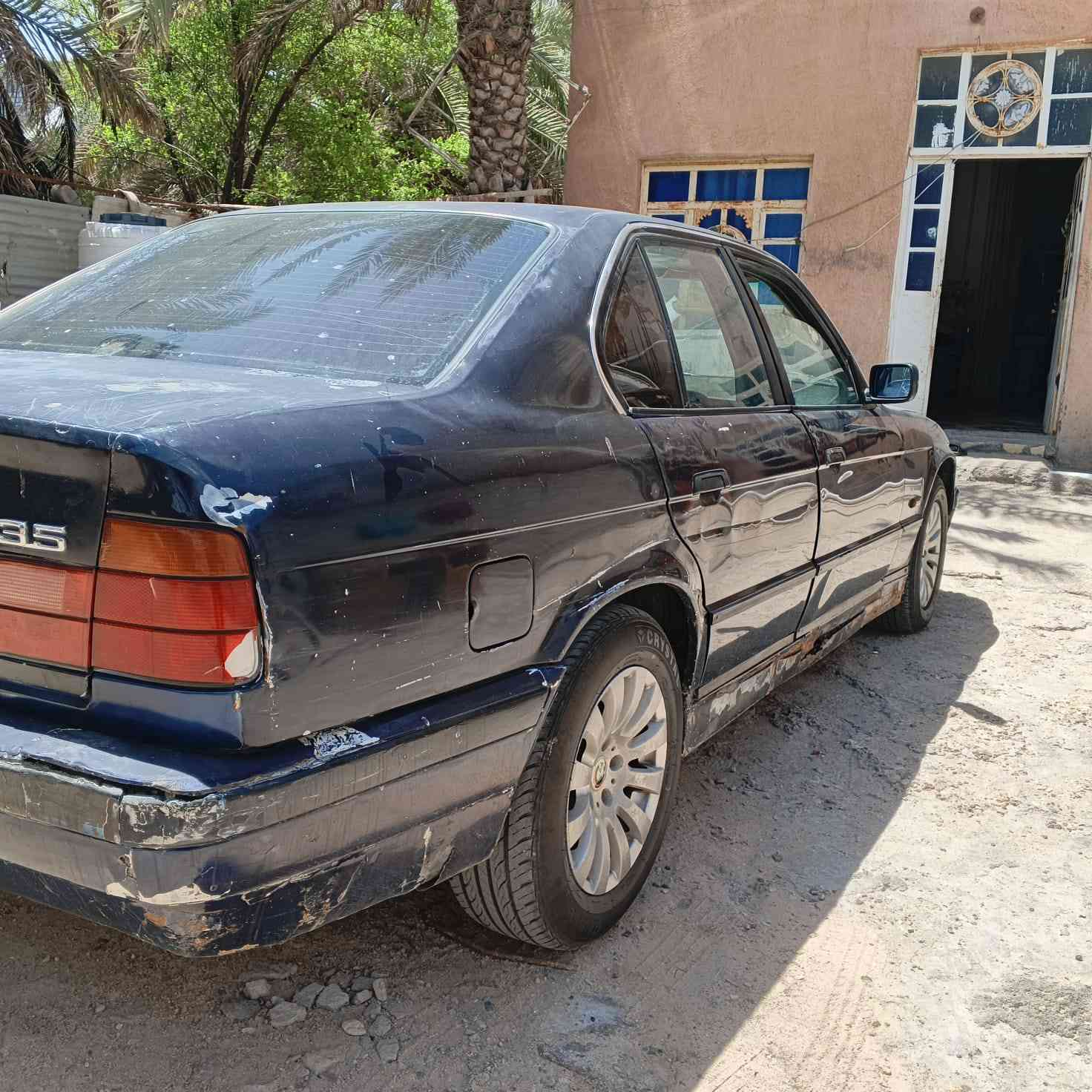 عنوان بصره ابو خصيب
سعره 27وبيه مجال لطيبين / ***********
بي ام 535 سياره مكفوله من ضربه وصبغ سياره تبريد شغال صلوات بارد  مكينه تبخر من لكزوز بس خفيفه كير حلو نضيف تخم تاير حداديه جديده سياره  بدي حلو وداخله كلش حلوات سياره مال جناي مرتبه رقمه بصره أليف سنويه تنتهي 28
