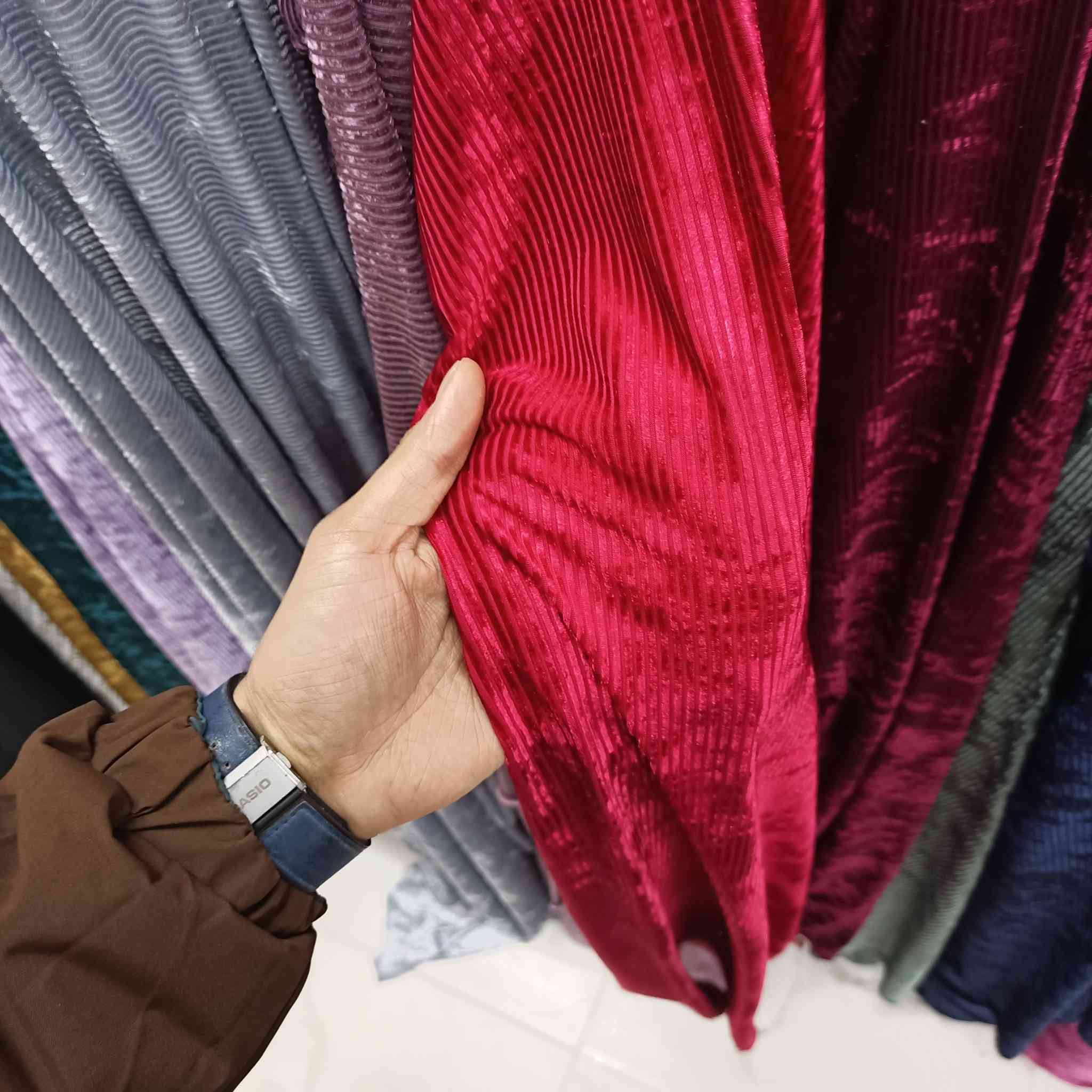 #برنوت #مقلم #الوان #سعر #القطعه 5000 #بلاش #متوفر #الفرع #الثاني #دغاره #مقابل #ازياء #علي #سلمان #كميه #قليل #باقي 
للحجز واتساب ***********
