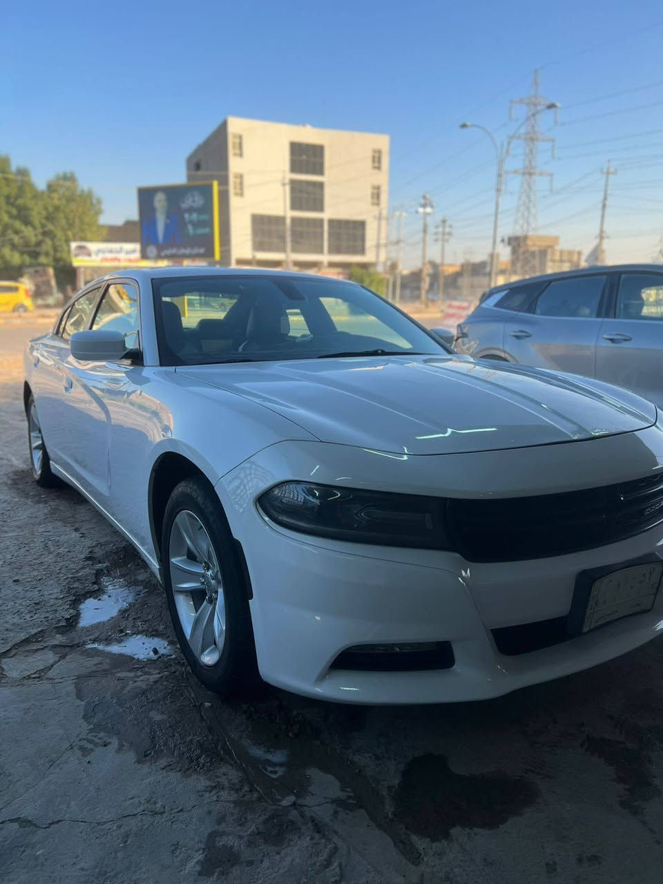 جارجر 2015بغداد بسمي سياره حلوه وجاهزه . حادثها خشم البنيد فقط حتى بدون فتح ودعاميه اماميه صبغ . تو ويل مكينه وكير كارتون مشط جديد توني شاده . مكان السياره بابل رقم الهاتف *********** . *********** السعر خاص بسبب النفوس الضعيفه والتعليقات النشاز مع احترامي لكل محترم
