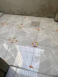 اسطئ سيراميك شغل درجه اولى شرط جداري كوبنات مرمر تواصل 07704147030