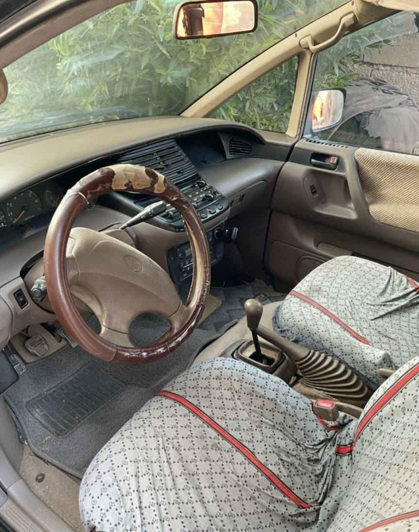 سلام عليكم .
سيارة ياباني سبعة راكب موديل 1996 سيارة كفالة عامة مكينة كير تخم تاير تبريد نقصة كمبريسر شرط سيارة بدون اي خياس سيارة جديدة بمعنة الكلمة دواخلة جديدة مكينة 2400 سيارة مشروع وطني سنوية 2028
موصفات حساسات وتحكم مري
سيارة ناعمة وحلوة وبلعافية على لياخذة .الاستفسار ***********

سعر 60 ورقة وبية مجال
