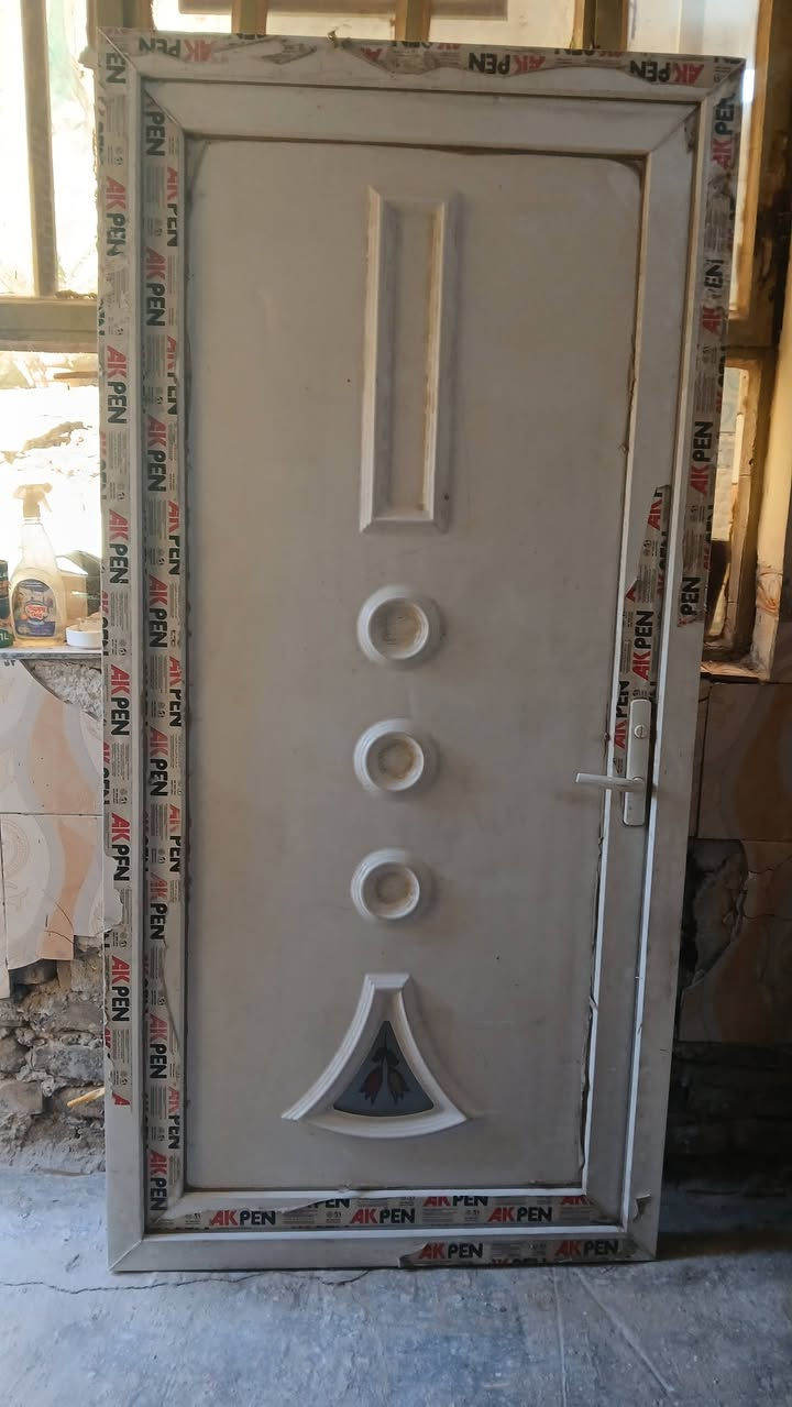 الكاونتر اربع قطع قفل ٢٥٠ والباب قفل ٥٠ مدينة الصدر


**إذا كنت صاحب هذا الإعلان وتريد حذفه لأي سبب، رجاءا أرسل رسالة إلى الدعم الفني**