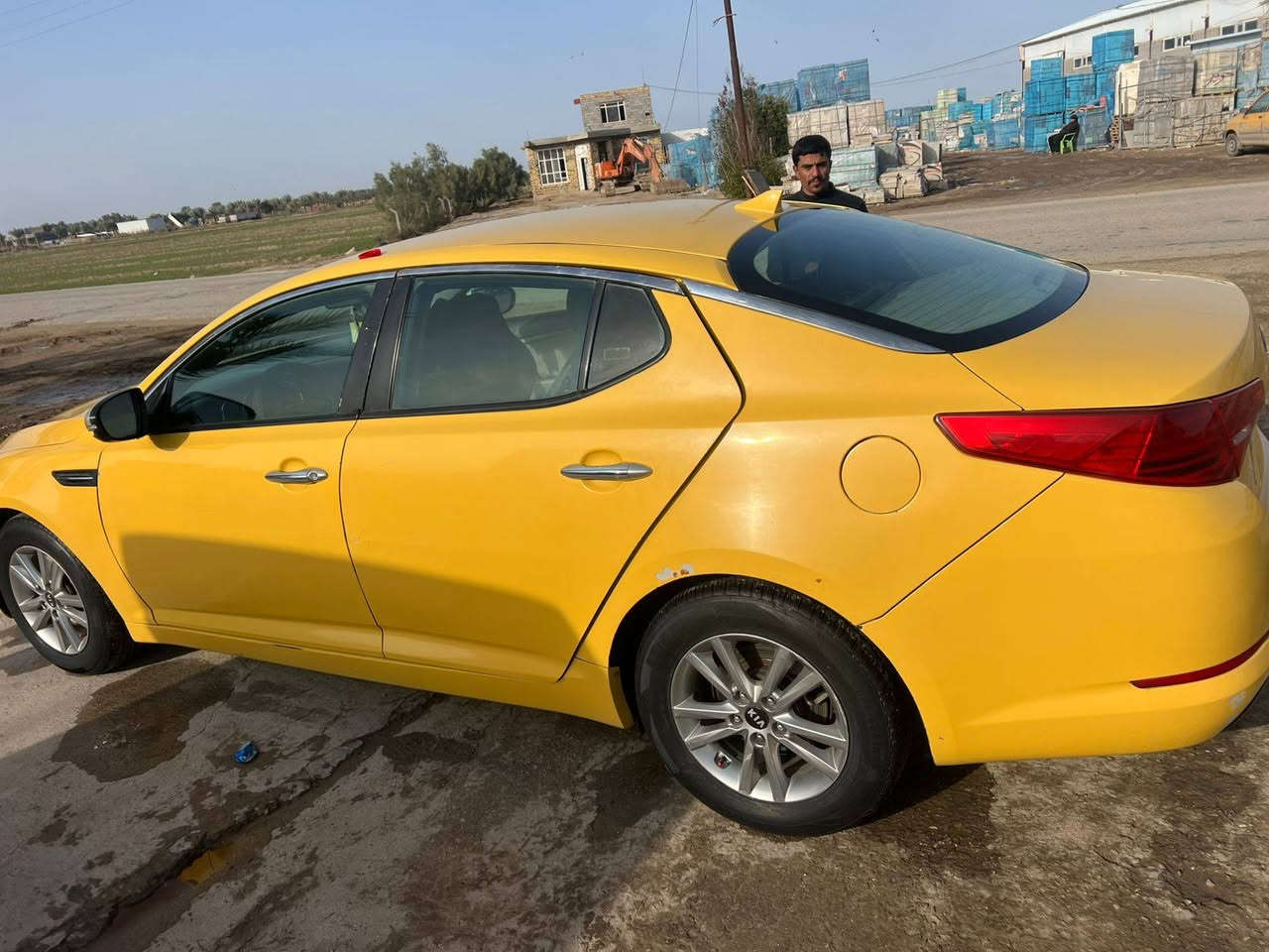 السلام عليكم
اوبتما موديل 2012 رقم بابل انكليزي
وارد امريكي حادثها بنيد وجاملغ جها اليمنه
كير ومحرك جدد محرك 2400
سعر 95
رقم موبايل ***********
