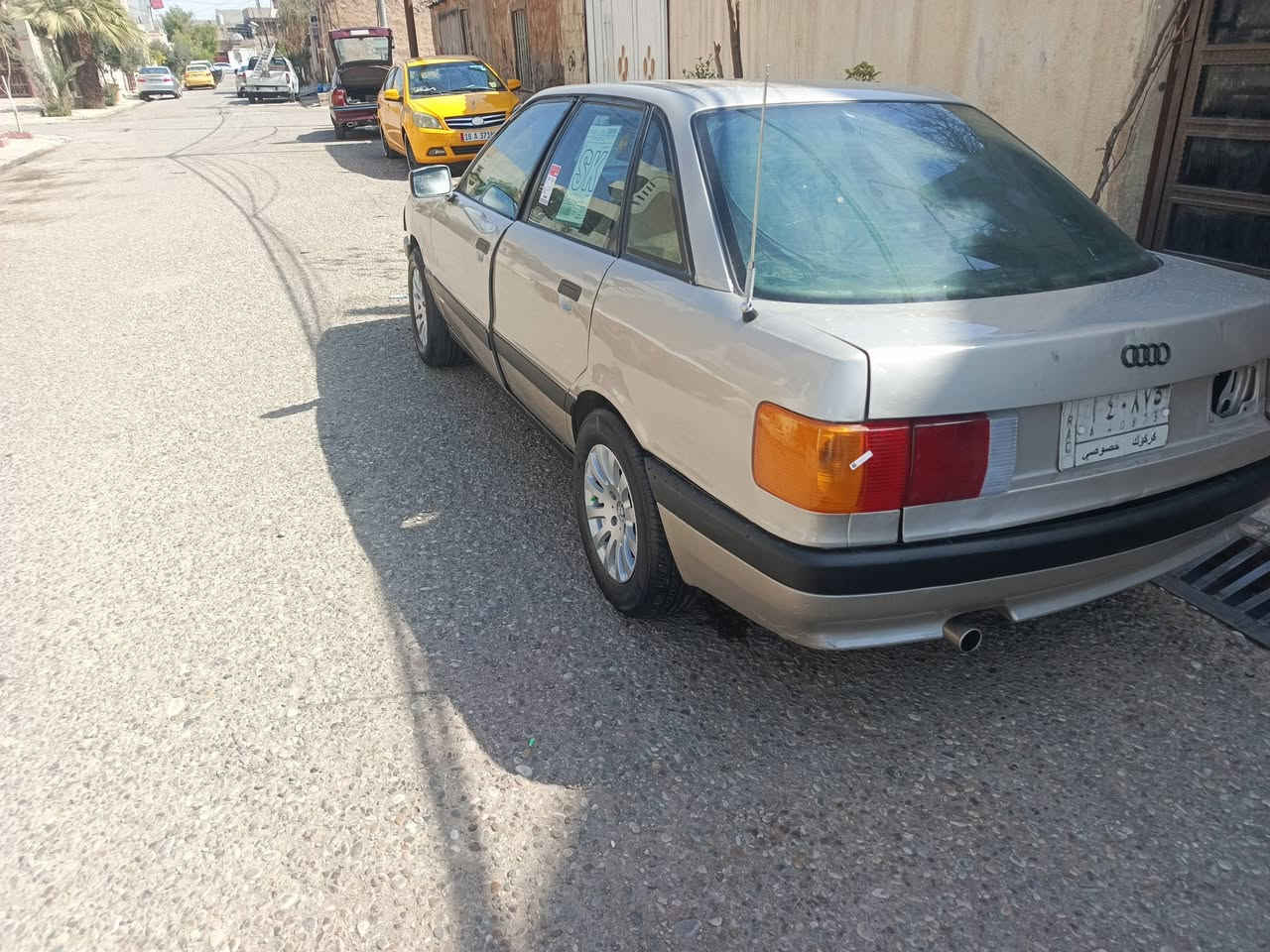 للبيع اودي موديل 1989 كير محرك شرط سياره جاهزه من كل نواحي صدر تايرات كهربايت شرط  سنويه صاقطه شرط تحويل شرط اضبار او قرص دفتر بانزين بي سياره بدون ضربه بس صبغ عام جماليه مكان كركوك خابر عل رقم سعر 24 بي مجال بسيط ***********
