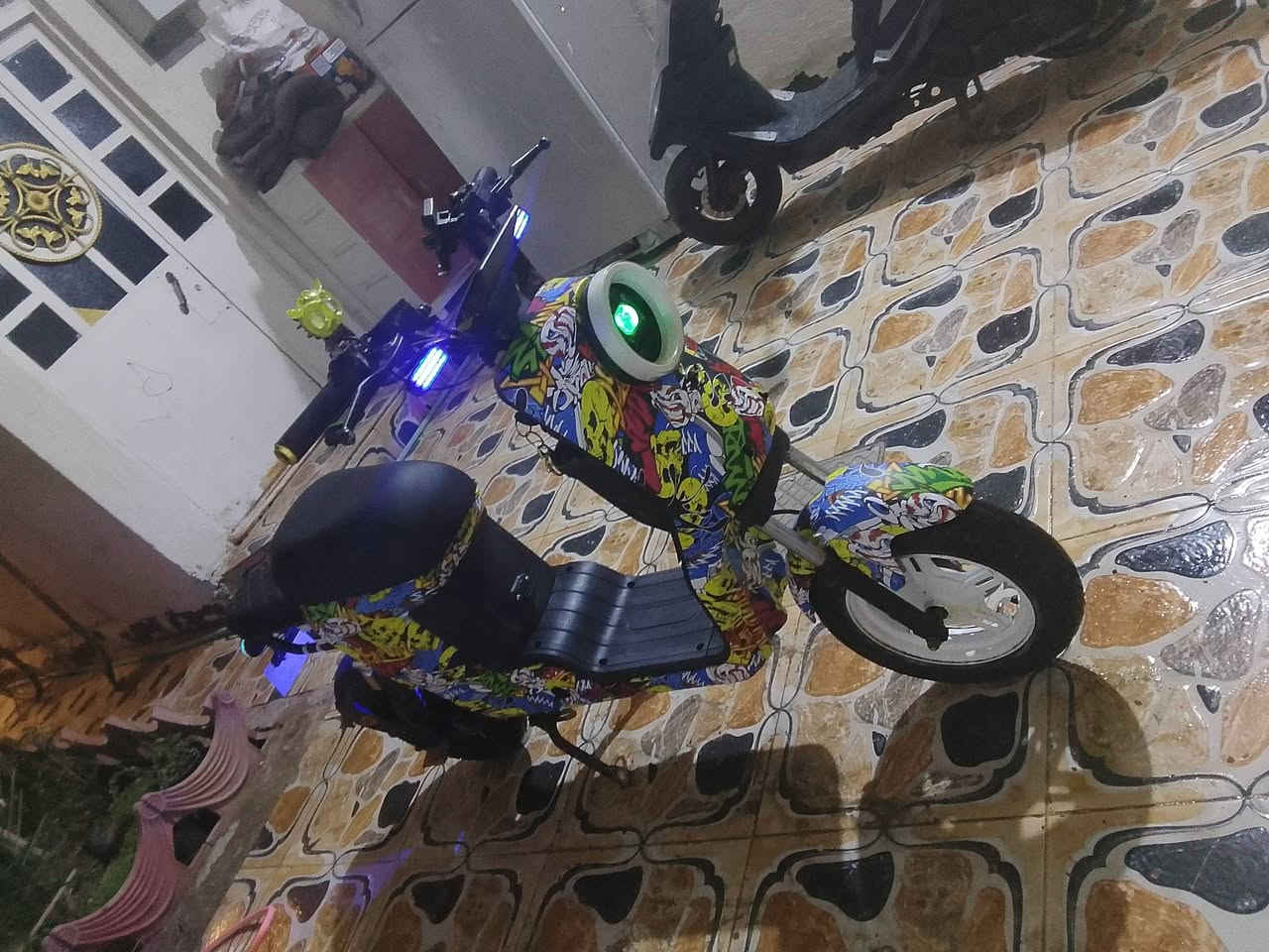 دراجه شحن للبيع ٦ باتري ودراجه عليها تزويد سرعه ماناقصهه شي كلشي شغال وشحن يدوم خير من الله السعر 525 
مكاني البصره 
***********
