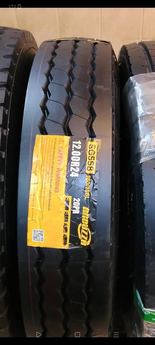 السلام عليكم تعلن شركة لولوة الشارقة الاطارات هايلوكس وزن ثقيل الاطارات اونكس كفاة عالية جودة العنوان بغداد مجمع مشن يوجد توصيل جميع محافظات لتواصل ***********
