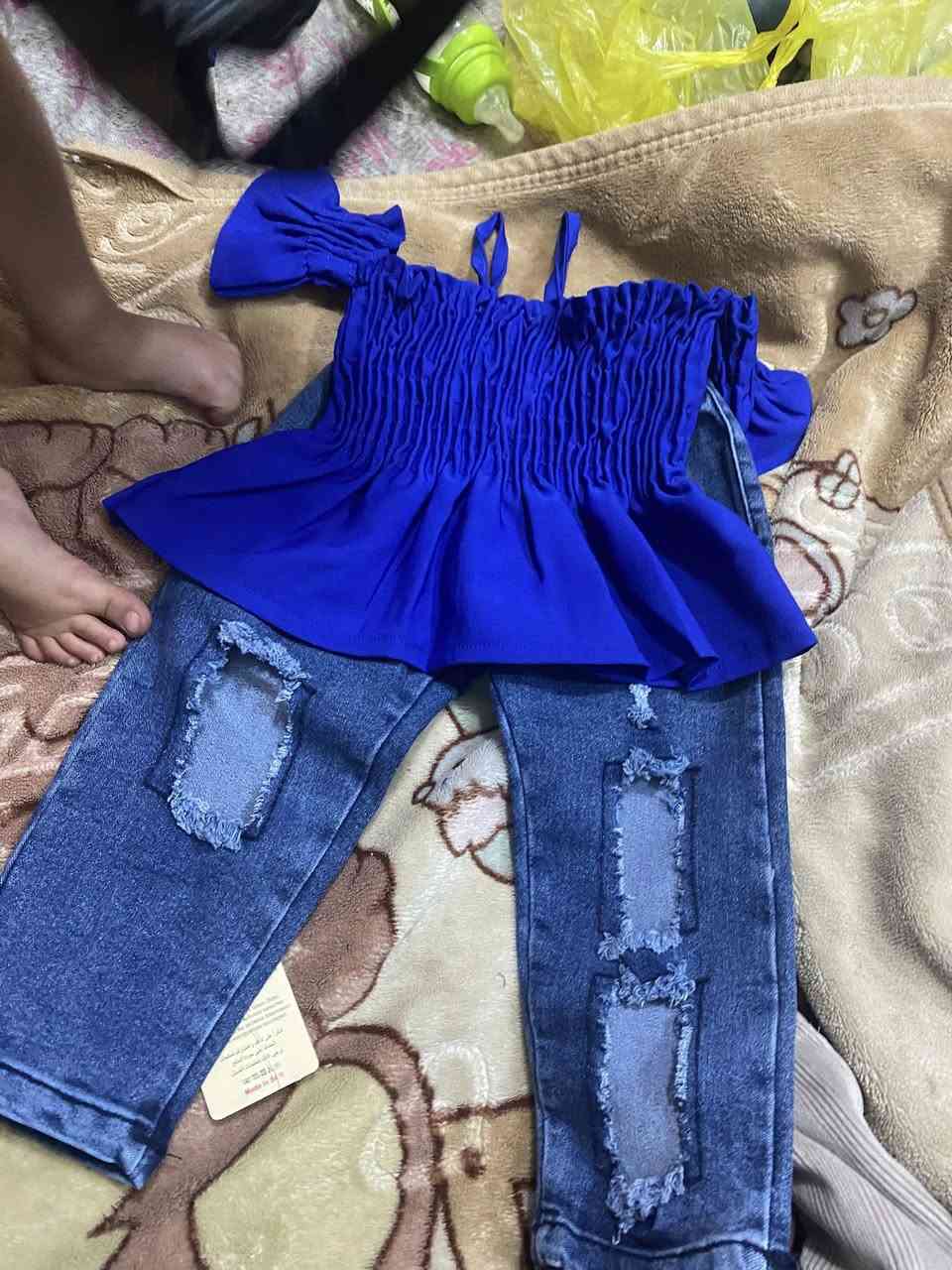 الأسود ب ١٠.  ولزرك ب ١٠.  وبدله ٢٠.   حيل نضيفات  عمر من سنه لحد ٣ سنوات ونص يلبسن


**إذا كنت صاحب هذا الإعلان وتريد حذفه لأي سبب، رجاءا أرسل رسالة إلى الدعم الفني**