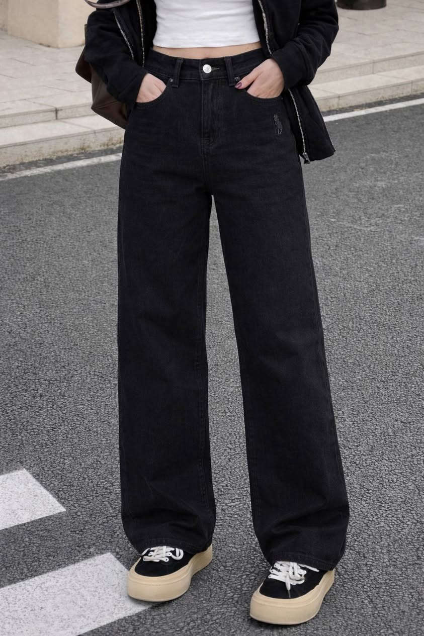 ستايل راقٍي يليق بذوقك الرفيعّ  
جينز كوري الثقيل  يمنحك إطلالة راقية ومترفة
اختيارك الأمثل لكشخة العيد


**إذا كنت صاحب هذا الإعلان وتريد حذفه لأي سبب، رجاءا أرسل رسالة إلى الدعم الفني**