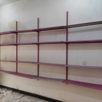 رفوف محل • نضيف • للبيع