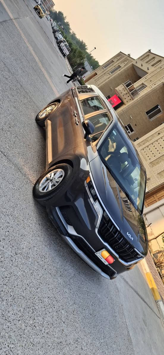 السلام عليكم
كيا كرنفال 2022 بغداد 
للمراوس مع موديل أحدث او تيوتا سينا 

المواصفات /بصمه كامره حساسات كشنات جلد كشن السائق كهرباء تدفئه بالكشنات شاشات تحكم ستيرن 3انظمة قياده توقف ذاتي اشاره بالمرايه رادار ابواب سلايت 
الضرر/باب سلايت وجاملغ خلفي جهة السكن وباب الجنطه بارد قليل 

عنوان السياره / بغداد 
للاستفسار/ ***********
