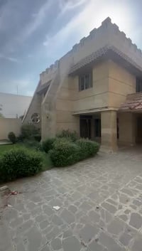 دار للبيع كلاسك واجهة ١٥ متر ونص نزال ٢٥ متر مجموع ٣٨٧م ونص قفلها ٢٣ ل...