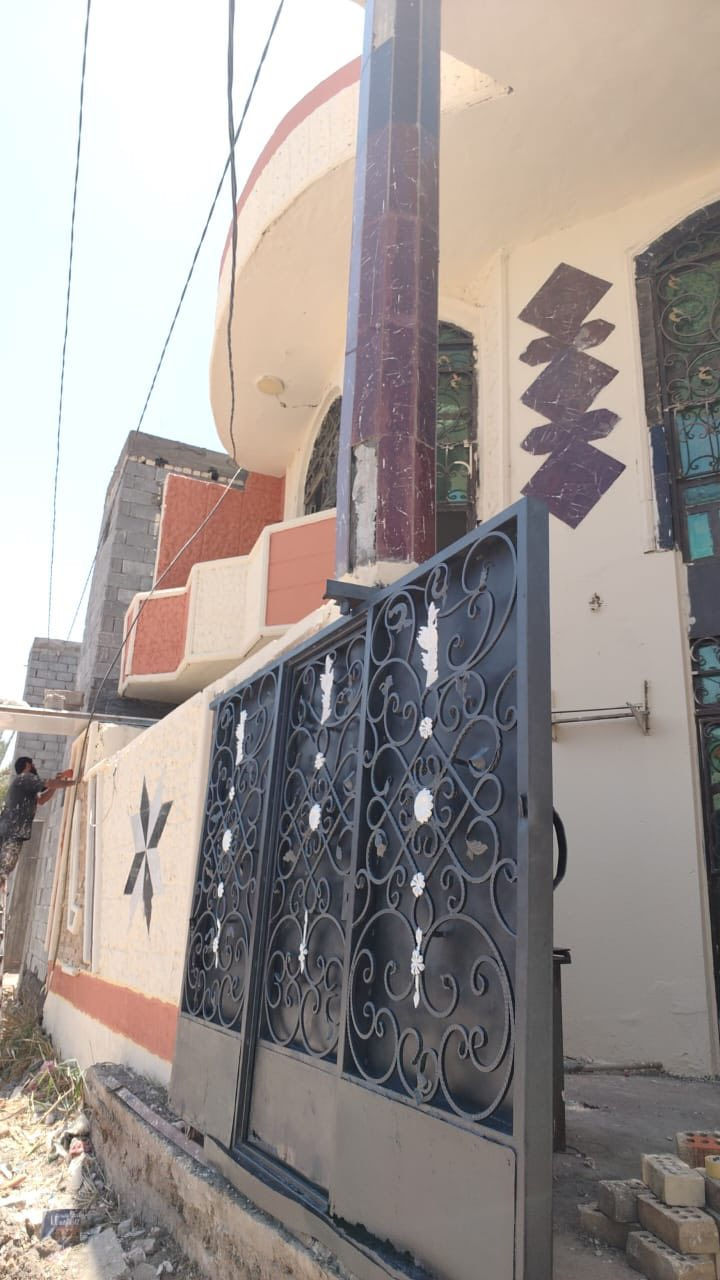 بيت بالودي قرب حسينية اهل البيت 
بستان حجي تركي
مساحته ٢٠٠ متر 
دبل فاليوم يبعد عن شارع الودي ٨٠ متر 
مطبخ حار ومطبخ بارد
كهرباء بوري درجة اولى 
للاتصال والاستفسار
***********
