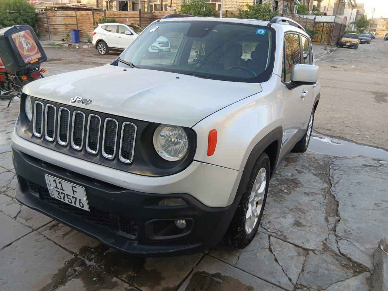 سلام عليكم جيب موديل ٢٠١٨ حادث جاملغ وبنيد سياره مابيه اي نقص سعر ١٢٥ وبيه مجال شراي يتصل ***********
