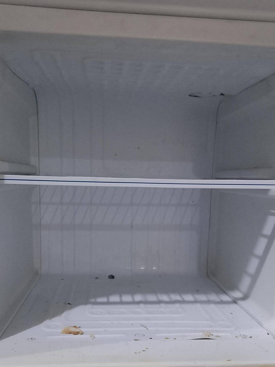 كاونتر للبيع 6امتار مرمر سعره مليون وبي مجال ثلاجات شغالات مابيهن اي شي سعر 125لوحده


**إذا كنت صاحب هذا الإعلان وتريد حذفه لأي سبب، رجاءا أرسل رسالة إلى الدعم الفني**