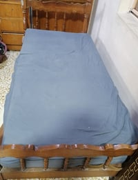 تخت نفر • جانب الأيمن