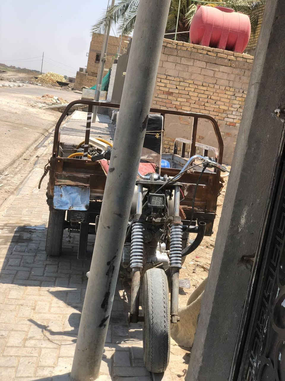 سلام عليكم ستوته وموديل 14 رقم بيض الثانويه منتهيه رقم ذي قار ج. فقط راعيها ما ندل الناصريه مكان السماء وقضاء الخضر سعر 1200 
كير جديد      ***********
