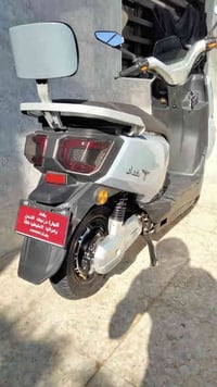 دراجه شحن للبيع 6 بطاريات كبار دراجه جديده بعدهي  كهربائيات كلهن شغالا...