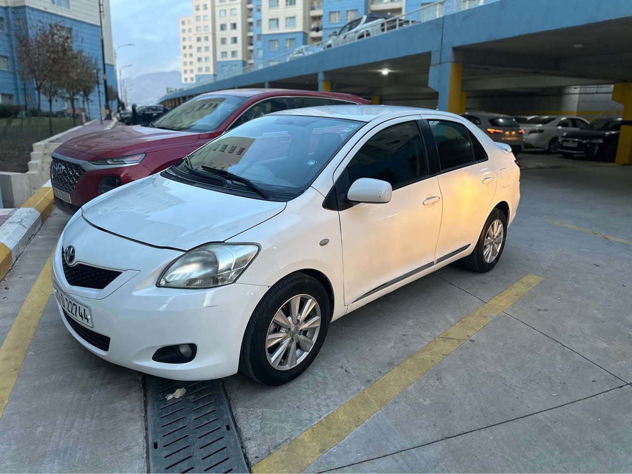 بەناوی خوای گەورە یارس ٢٠١٠ فوول مواسەفات 
دەبڵ گێچ چوار جام کارەبا شاشە ئایپاد abs ە
ویل کەپ بلاجکتۆرە چوار تایەی لۆکی لەسەرە دەنک مەسرەفی تیا نییە 
سەنەوی تا ٢٠٣١ تازەیە سێ پارچەی بۆیاخە بێ ناو گرتن  
*********** السليمانية, العراق
