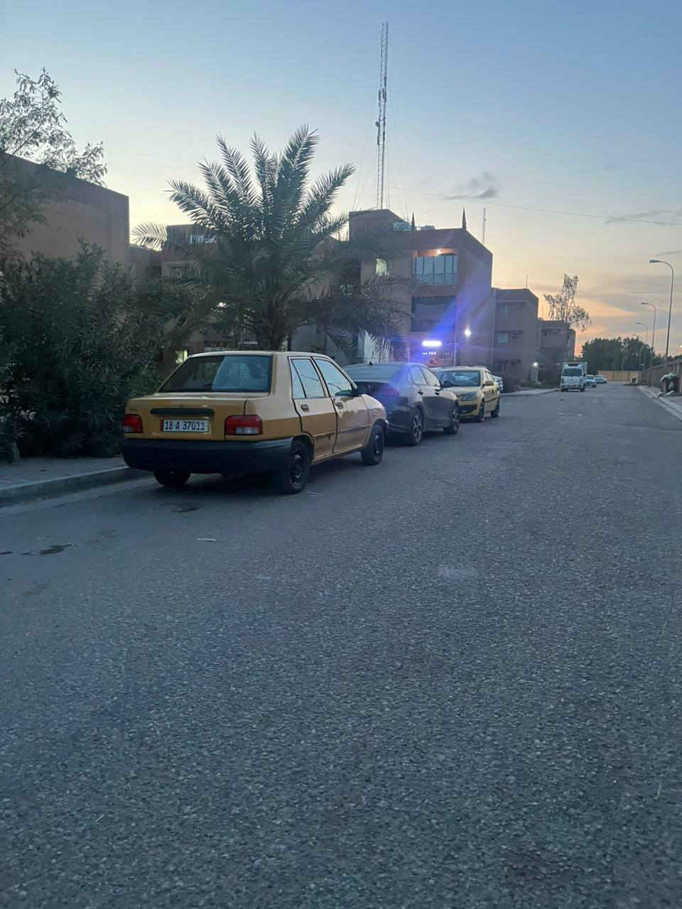 سلام عليكم سايبه للبيع 2015 باسمي رقم بابل18 انكليزي ضربه جاملغ ايسر طخه بسيطه كلش  بسيط سعر 33 وبيهه مجال*********** الخزعلي
