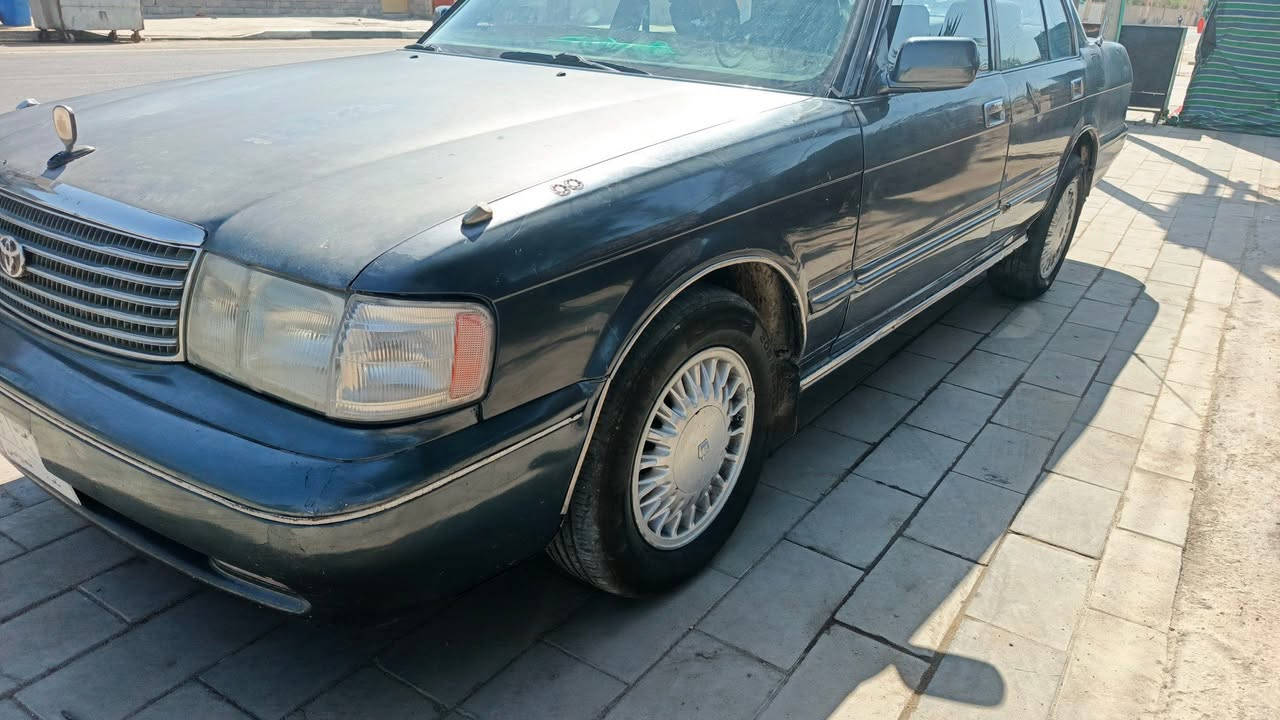 السلام عليكم 
ارنب جناز طويل ايسر بلاد  مديل 93 رقم بغداد باسمنه 
مكفول من الكص والنقل والصبغ
كير ومكينه 3000 
دواخل جدد ارضيه جلد تبريد شغال 
حداده وتايرات 80% كهربائيات كلها شغاله
السعر 55 وبيها مجال 
العنوان البصره قضاء المدينه 
***********
