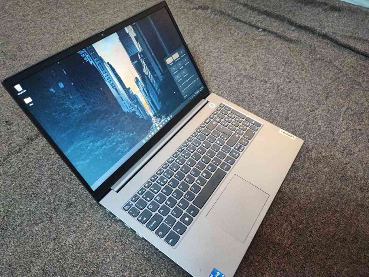 لابتوب لينوفو ThinkBook خصم 50 دولار  للبيع السعر الحالي بـ 350 دولار، والسعر نهائي. يجي وياه كرتونة و شاحن اصلي. اللابتوب مستعمل، بيه رام 16GB، تخزين NVME بحجم 256GB، وكرت شاشة داخلي 8GB. الشاشة 15.6 إنج، ستاندرد، والغطاء مالته ألمنيوم. المعالج جيل الثاني عشر من انتل I5

لابتوب نظيف جداً استخدام شركة مشترى جديد ومستعمل اقل من سنة لهسه، بيه منافذ يو اس بي, شبكة، مال ميموري، هيدفون، مال شاشة خارجية، و اثنين منافذ نوع سي للشاشة خارجية او الشحن.

بطارية لابتوب تبقى شي ساعتين مو حاسبله بس بهيج حدود.

لابتوب بيه كاميرا وياه قفل كاميرا يدوي تسده من ما تستخدمه.

بيه بصمة مال يد يعني تكدر تحط بصمتك ومن تريد تستعمل لابتوب بالبصمة يفتح مثل موبايل ماكو فرق.

تواصل خاص أربيل, العراق


**إذا كنت صاحب هذا الإعلان وتريد حذفه لأي سبب، رجاءا أرسل رسالة إلى الدعم الفني**