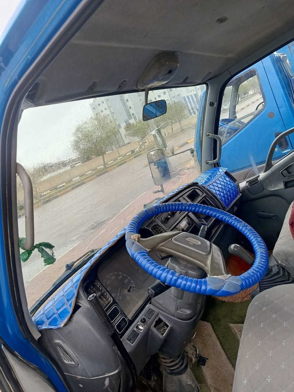 السلام عليكم كنتر للبيع سياره مكفوله مكان كربلاء المقدسه رقم نجف***********
