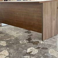 ميز مكتبي متر ونص خشب ثقيل   ٠٧٨٠١١٠٨٠٤٥ متوفر واتساب   مكلف بل نشر ات...