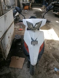 ما هو نوع وموديل السكوتر بالتحديد؟:  دراجه مستعمله ناقصه بس شرك مكينه