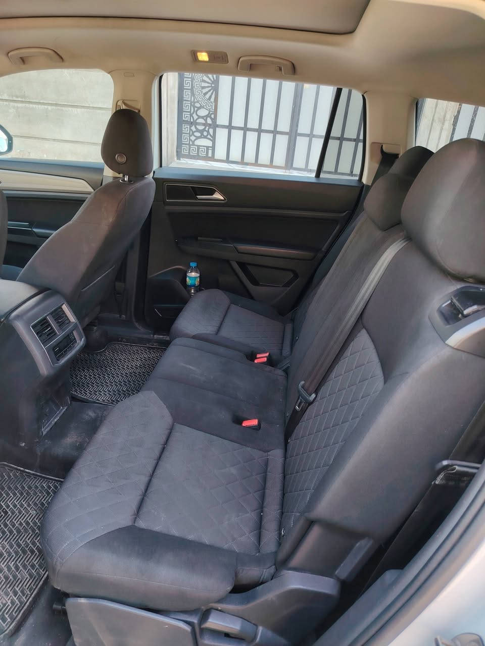 سيارة للبيع
فولكس واكن اطلس موديل 2018
وارد كندي مكفولة كفالة عامة من الحادث
7راكب 
مكينة 6V
فتحة سقف بانوراما
مكان السيارة كركوك 
رقم اربيل جديد
للاستفار الاتصال على الرقم
***********
