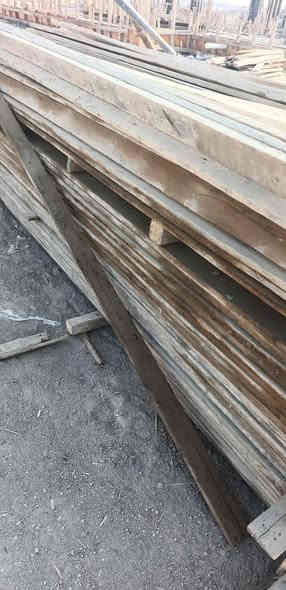 لوح للبيع طول 4 متر 4 مكعب و5*3 /مكعب لوح 4 دكات بس ما مصفط عدل السعر مناسب العنوان كربلاء قرب الملعب *********** اتصال أو واتساب أو خاص
