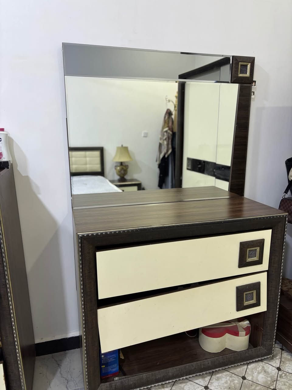 غرفة تركيّة كاملة السعر 750,000 وبي مجال السماوا, المثنى


**إذا كنت صاحب هذا الإعلان وتريد حذفه لأي سبب، رجاءا أرسل رسالة إلى الدعم الفني**