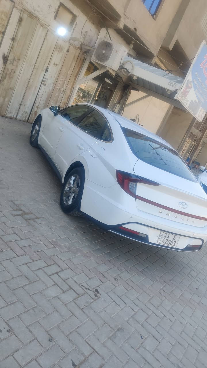 للبيع هيونداي سوناتا ..
موديل 2023..
خليجي -  بيه باب سايق صبغ شويه من جاملغ كلش.سوناره موجود 
رقم بغداد ..
تحويل مباشر..
ماشيه 45.. 
محرك ٢٥٠٠ mpi.. 
كفاله المحرك والگير .. 
قطعتين تبريد .. 
..
تحكم ستيرن جهتين..
..
شاشه اعطال …
حساسات خلفيه..
 …
مانع انزلاق ..
 ..
لايت متحرك .. 
لايت نهاري .. 
مكانها سماوه .. 
*********** واستاب موجود مزنجر مغلق سعر 167
