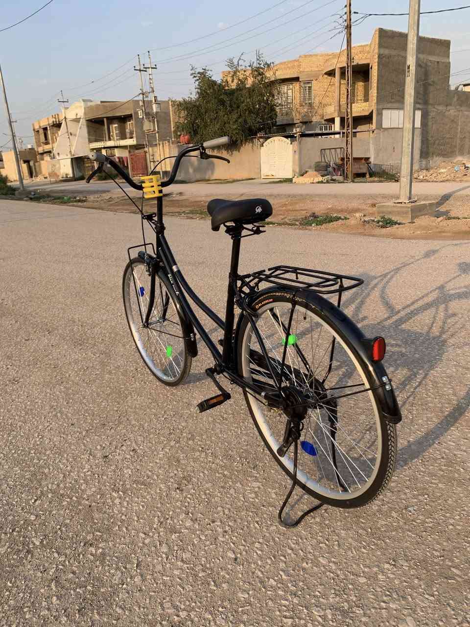 السلام عليكم 
بايسكل حجم 26 نضيف كامل اي نقص ما بي سعره 85 وبي مجال ***********
