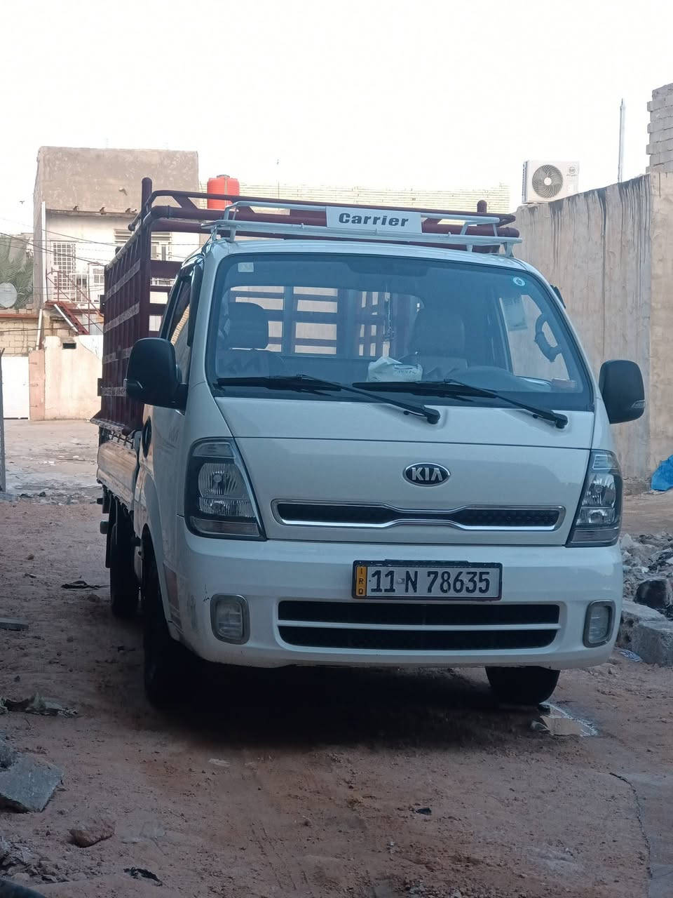 السلام عليكم كيا للبيع موديل 21 كفاله عامه سياره باسمي رقم بغداد اتصل الرقم***********
