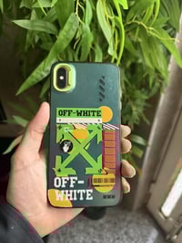 آيفون XS ماكس • ذاكره ٢٥٦ • شاشه مبدله/ظهر مكسور