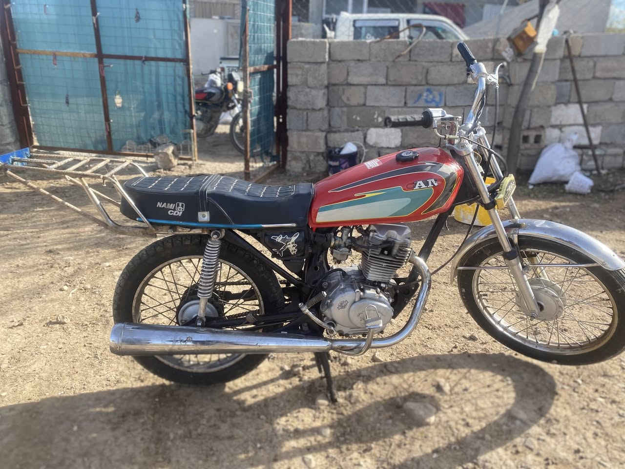 ماتۆڕەمان هەیە ماتۆڕیکی چاکو مەز بوت ماڵی دۆستە  سعری ٢٣٠ماعمەلەیە برایانە  ناونیشانم چەمچەماڵە  هەرکەس موشتەریە چات کا یان تەلەفون ژ.م***********
***********
