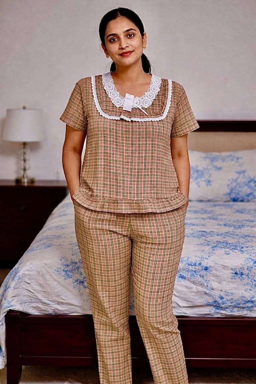 تراك قطني درجة اولى
قياسات L. Xl. Xxl
سعر الدرزن ١١٥ الف


**إذا كنت صاحب هذا الإعلان وتريد حذفه لأي سبب، رجاءا أرسل رسالة إلى الدعم الفني**