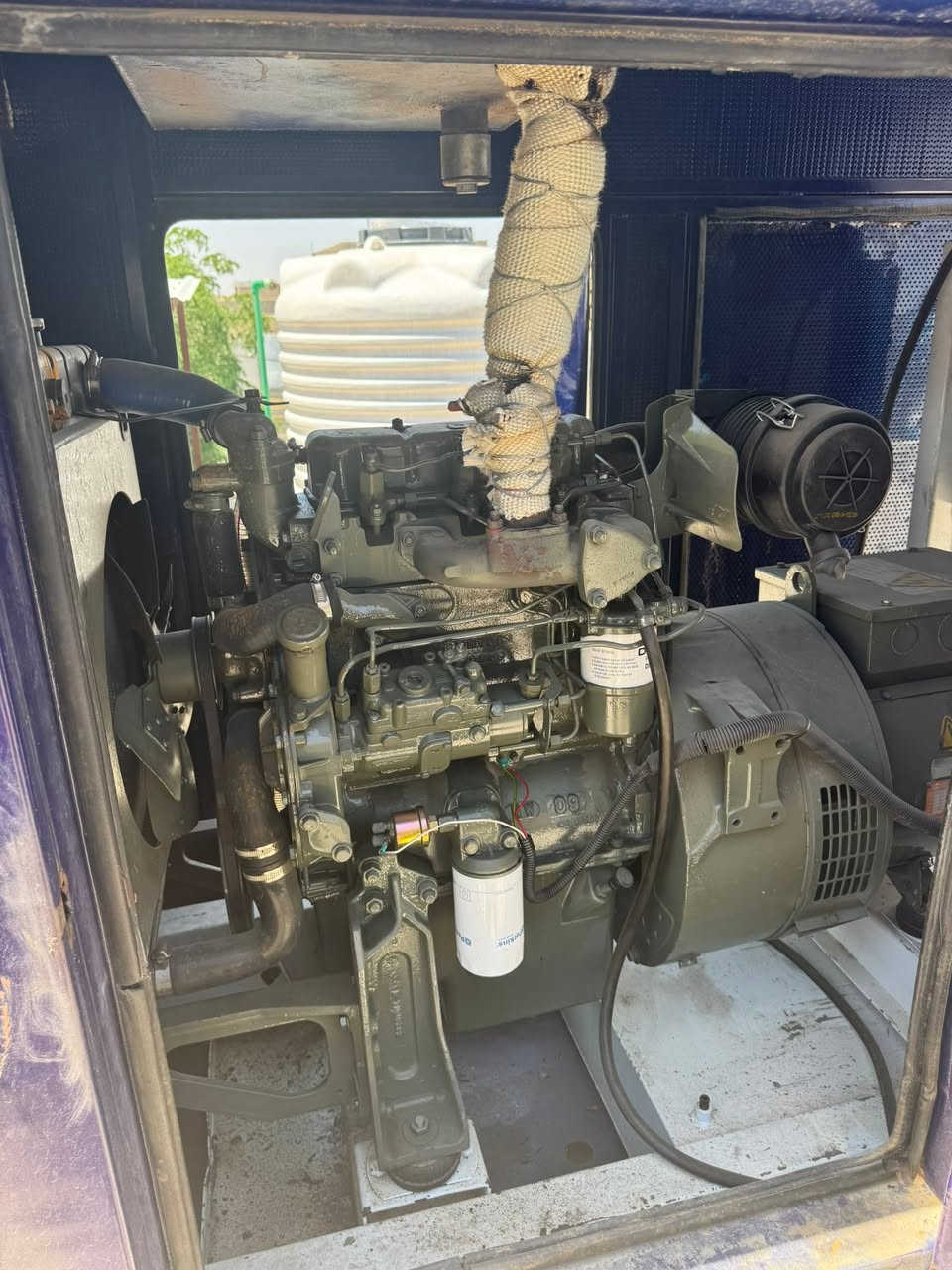 مولدة للبيع پيركنز 30Kv شرط تشغيل كاتم 90 سعر ع خاص للاستفسار اتصل ***********
