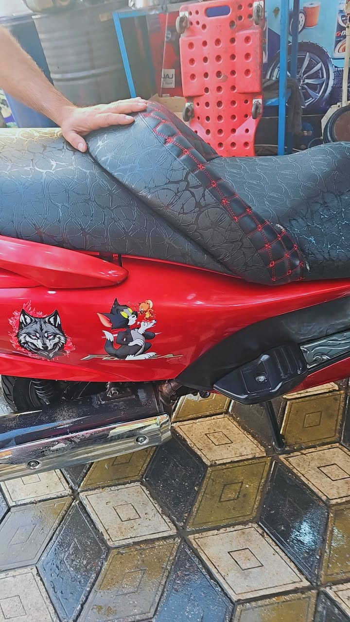 دراجه 0/8 /6 كير الدرجه جديد بيه طخات قيليل السعر مليون 700 وبيه مجال الشراي (***********)
