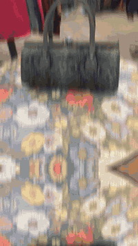 جنط نسائي  ماركة BACCO جلد الحية مختمه الأصلي  السعر:٣٠ ألف  يوجد لدين...