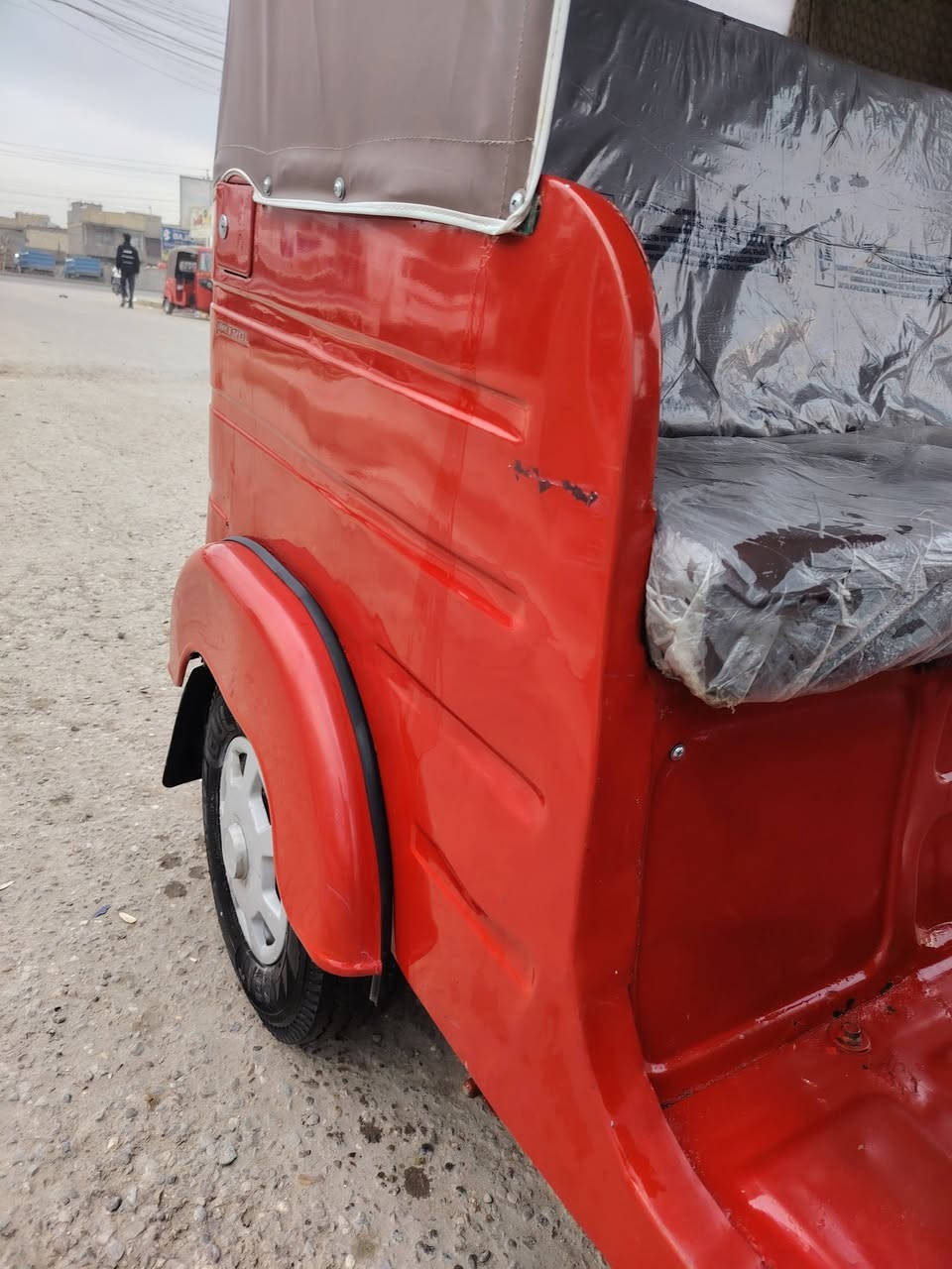 سلام عليكم
تكتك. 18. شهر. 12. رقم. وسنويه. هزه. جديده. تحويل ثاني يوم. معمره دوس. مكينه تجفيت شركه. قبل يوم مجفت. تكتك خير من الله ربع ماتخسر عليه. ضفيره جديده كهربائيات كله شغاله. احله من صوره تجي وشوف  مكان. رشاد. شارع تانكي. ***********
