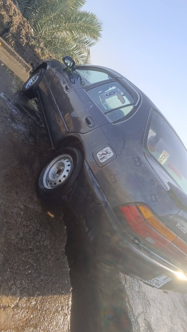 السلام عليكم 
سياره كورلا رقم نجف نكليزي بسمي 
السياره مكفوله عدا كفر خلفي فقط 
السياره جاهزه تبريد
 توني شادله تخم تايرات 
حداديه توني مسويها السياره حلوه مال جناي ماتخسر عليها ربع 
مكان السياره الديوانية _قضاء المهناويه 
السعر 45 بيها مجال 
***********
