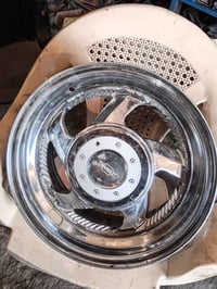 اخوان تخم ويلات أمريكي حجم ١٥ للبيع ٤ استدات جوكر ماأعرف مال أي سياره ...